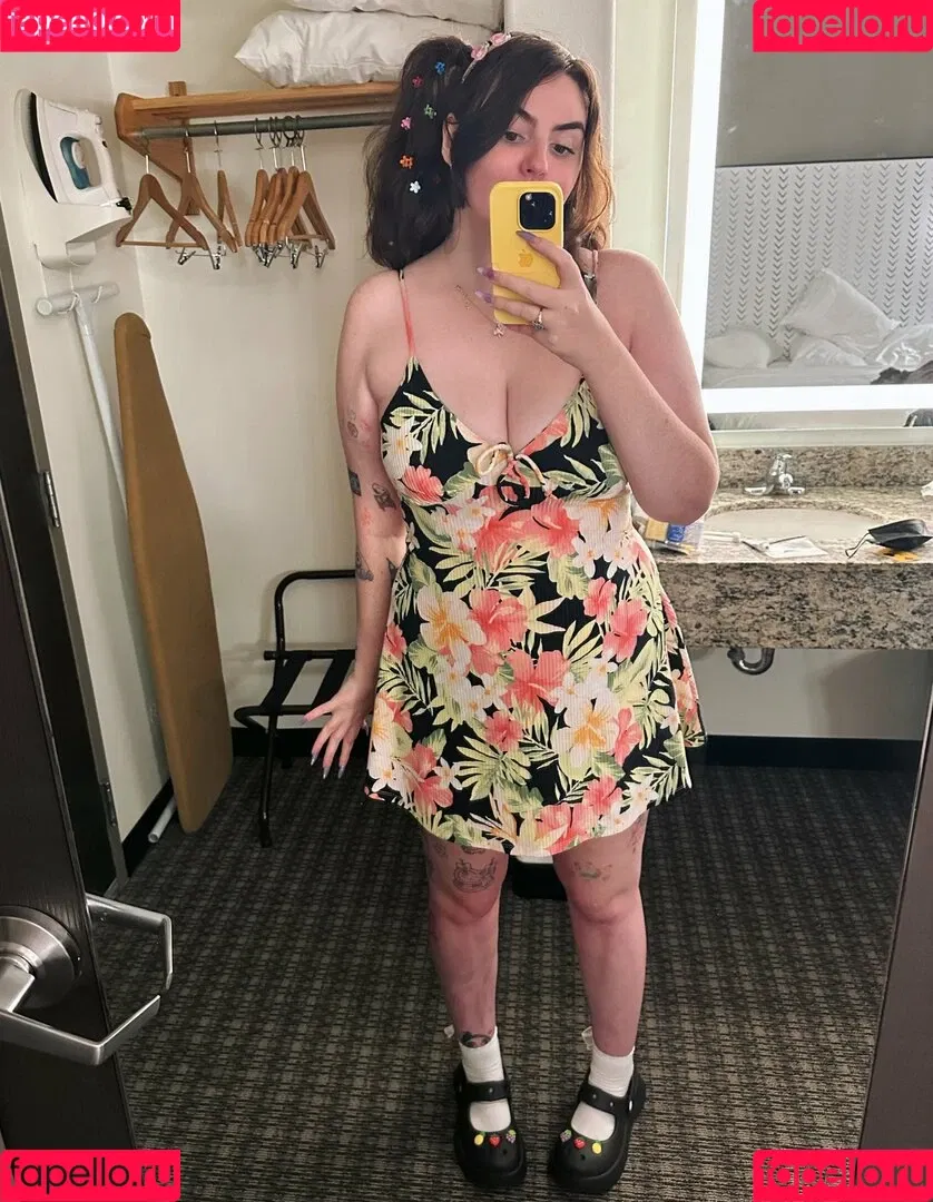 Shannondorf Onlyfans Photo Gallery