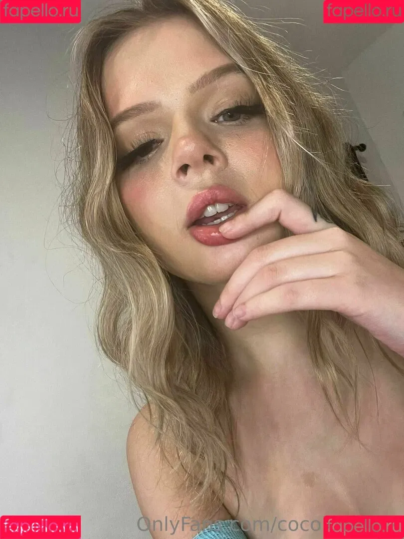 CoCo Lovelock Onlyfans Photo Gallery